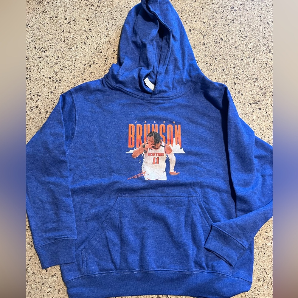 NWOT Jalen Brunson 3- Youth M hoodie.